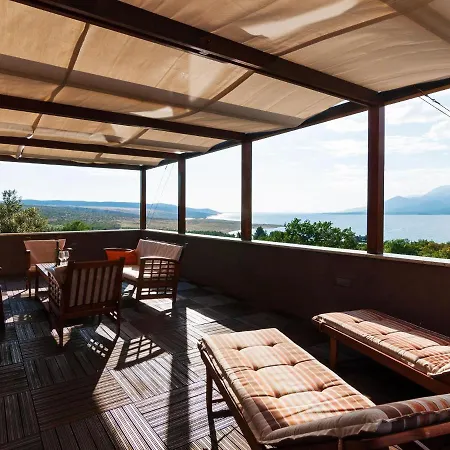 In Rovanjska With Pool & Sea Views ヴィラ ヤセニクセ