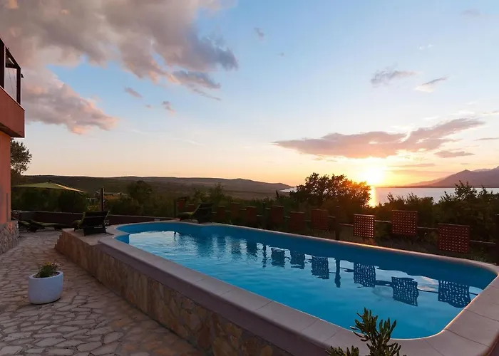 In Rovanjska With Pool & Sea Views