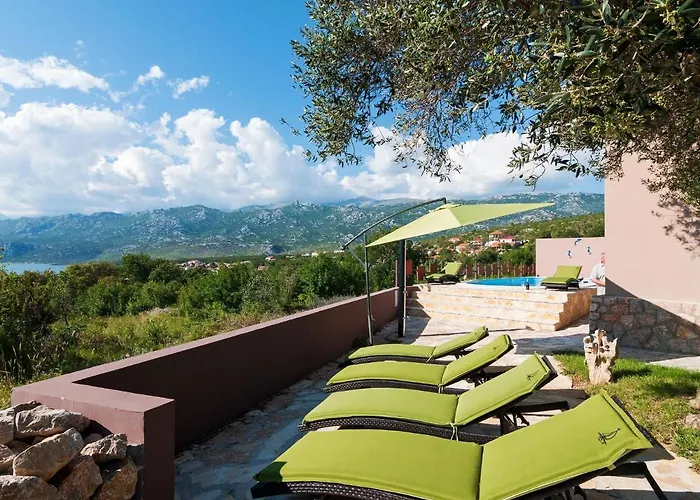 In Rovanjska With Pool & Sea Views 贾塞尼采