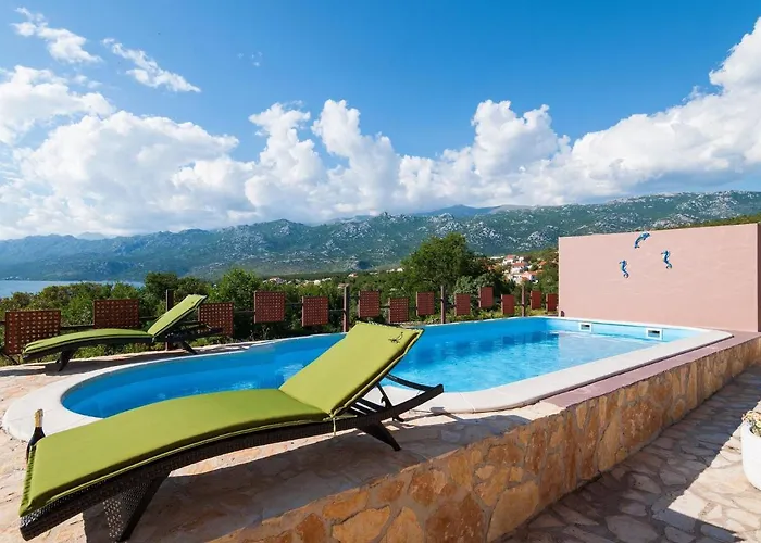 In Rovanjska With Pool & Sea Views * 贾塞尼采