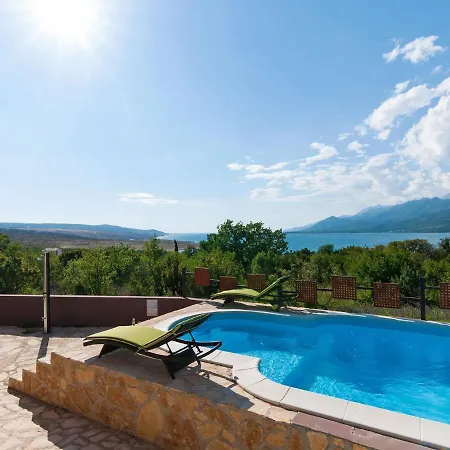 Sunset View In Rovanjska With Pool, Near Zadar Villa *
