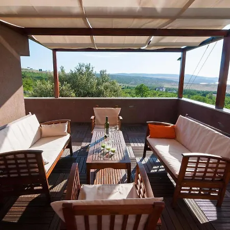 Sunset View In Rovanjska With Pool, Near Zadar Villa