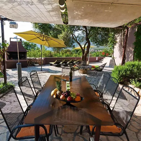 In Rovanjska With Pool & Sea Views Villa *